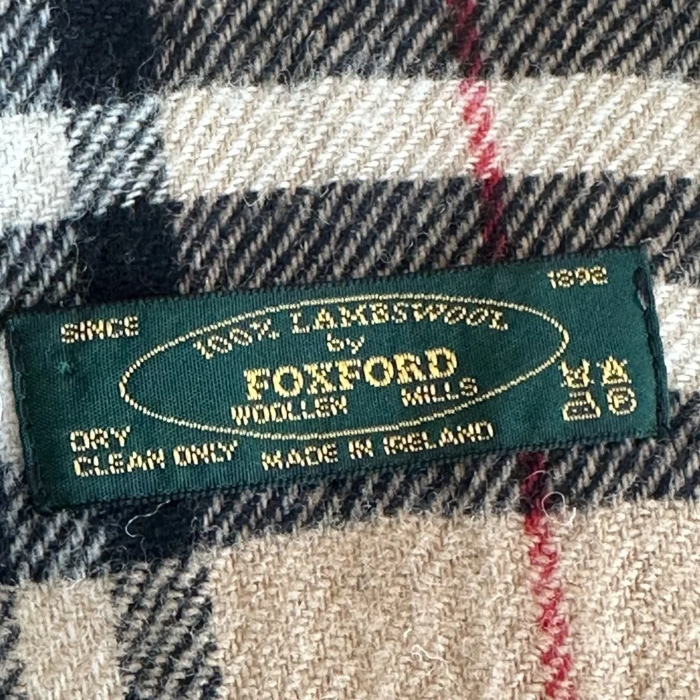 Foxford Woolen Mills | Fawn Check Lambswool Scarf